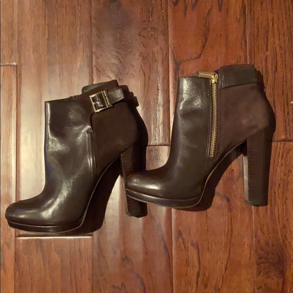 MICHAEL Michael Kors Leather High Heel Boots 71/2 - Picture 12 of 15